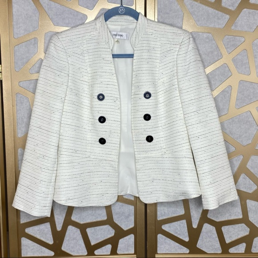 Jones Studio Jacket Button Accents - image 1